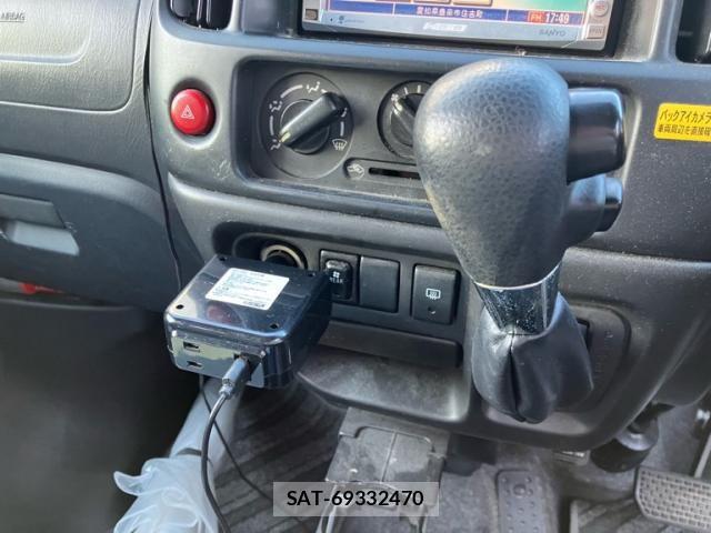 Suzuki EVERY WAGON 2005-04 7218293-18