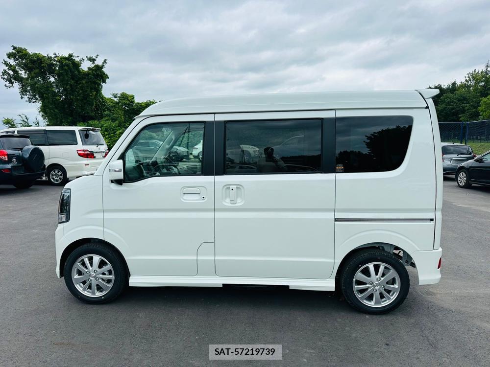 Suzuki EVERY WAGON 2026 7175271-1
