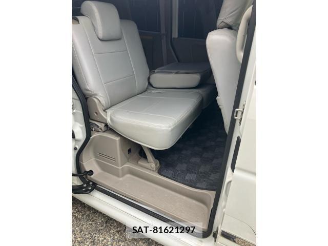 Suzuki EVERY WAGON 2012-05 7327003-5