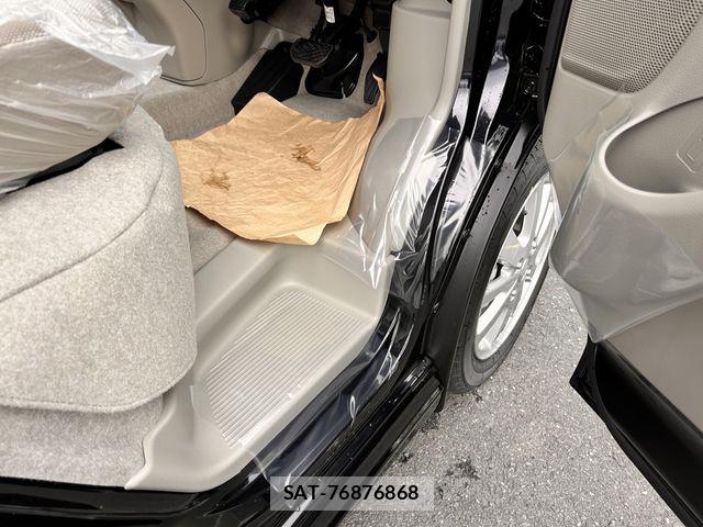 Suzuki EVERY WAGON 2026-03 7326997-26