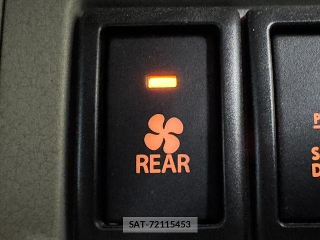 Suzuki EVERY WAGON 2017-05 7357700-24