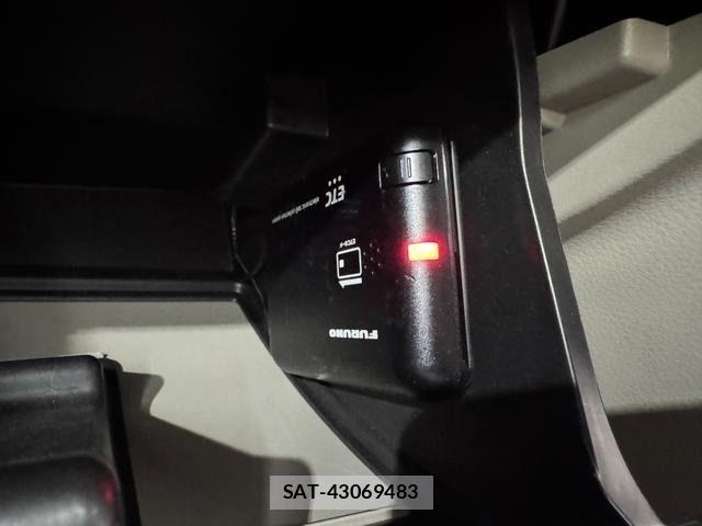 Suzuki EVERY WAGON 2020-02 7357699-18