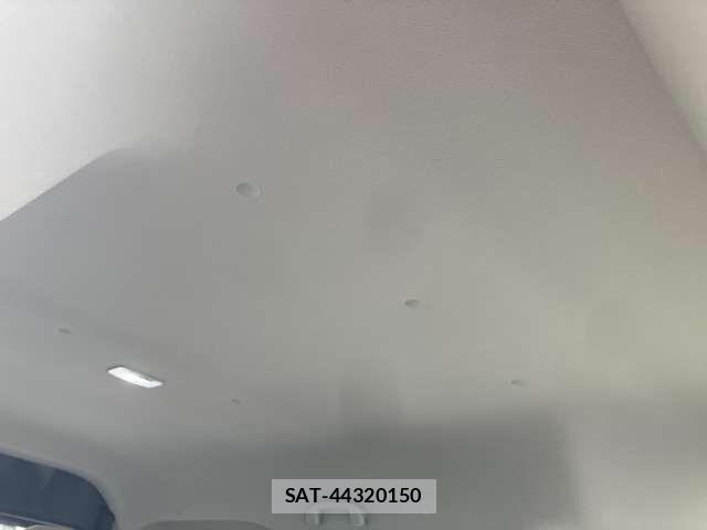 Suzuki EVERY WAGON 2023-06 7392113-4