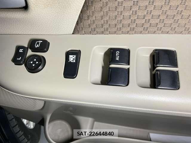Suzuki EVERY WAGON 2015-08 7392114-15