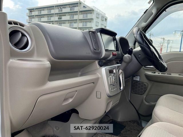 Suzuki EVERY WAGON 2020-11 7500514-18