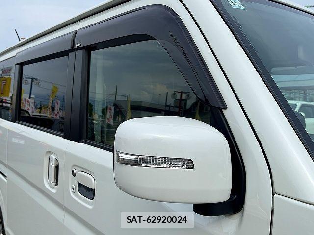 Suzuki EVERY WAGON 2020-11 7500514-24