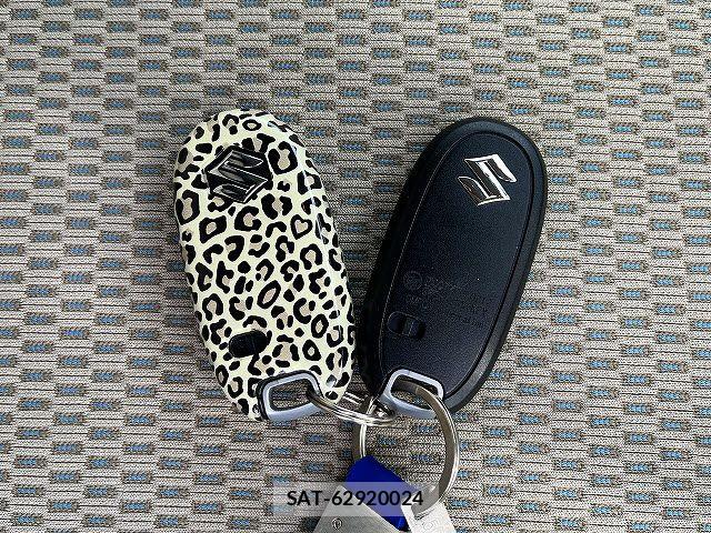Suzuki EVERY WAGON 2020-11 7500514-25