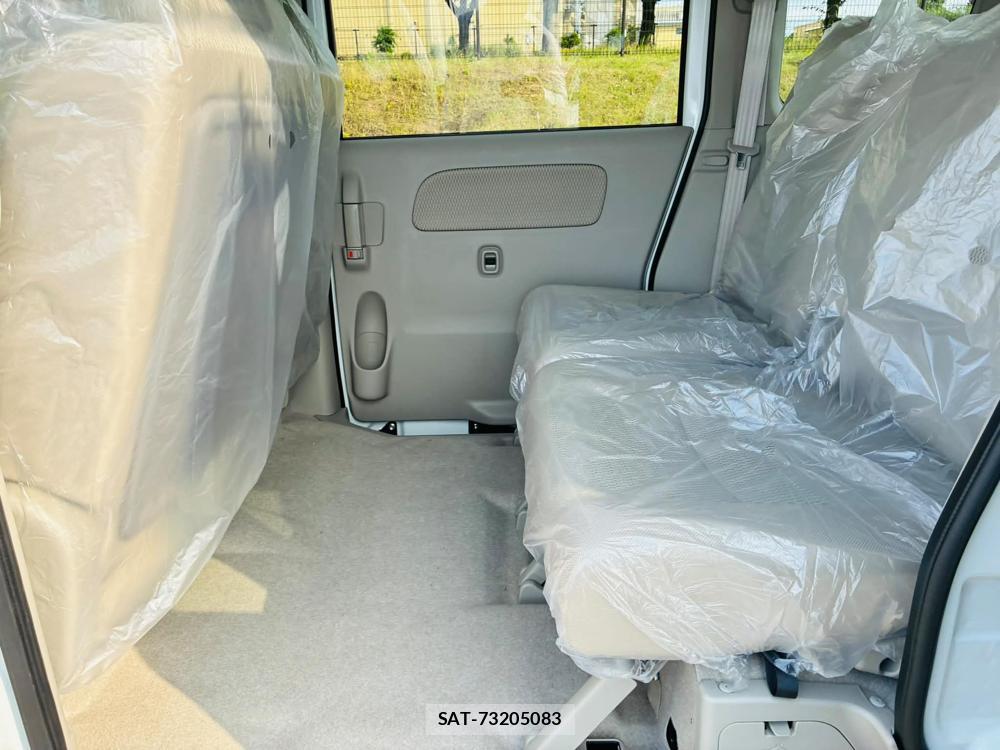 Suzuki EVERY WAGON 2026 7175260-9