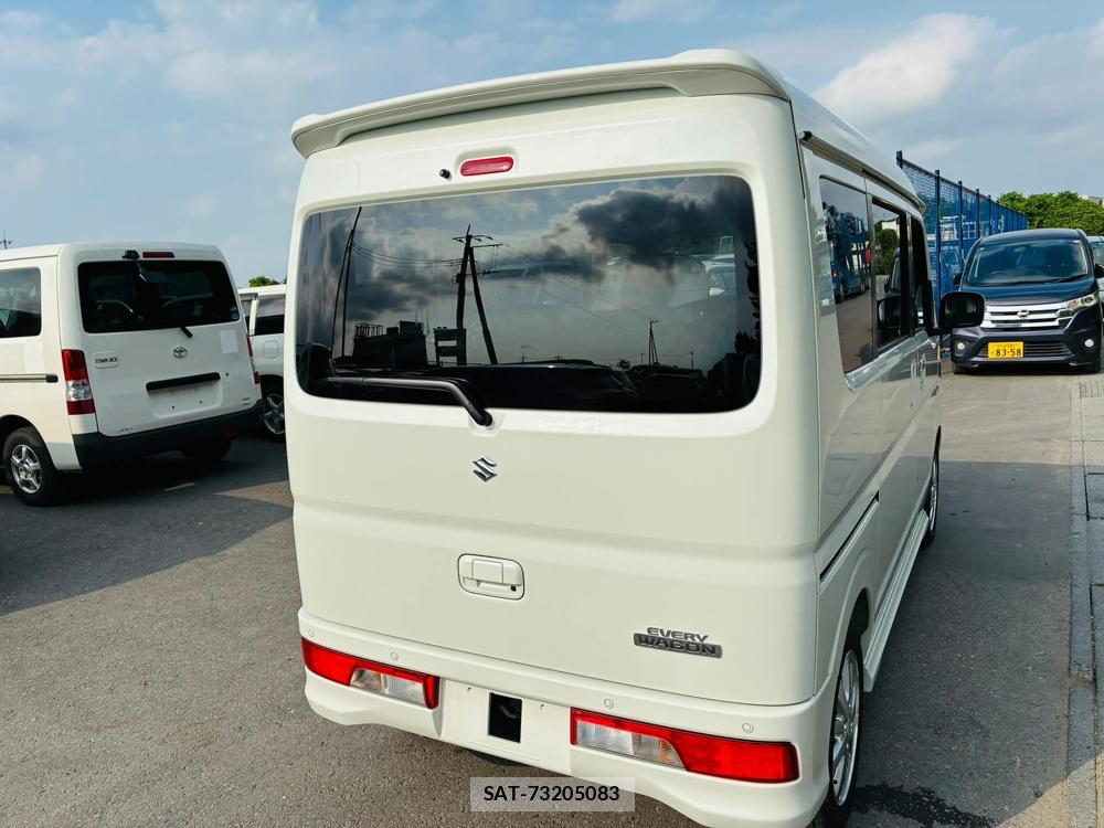 Suzuki EVERY WAGON 2026 7175260-4