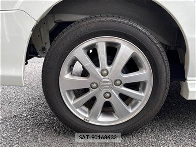 Suzuki EVERY WAGON 2023-11 7562094-17