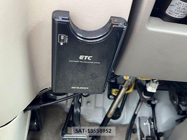 Suzuki EVERY WAGON 2012-10 7616493-15