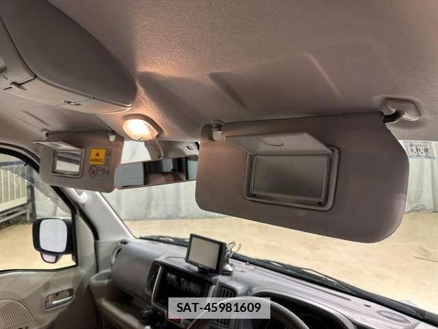 Suzuki EVERY WAGON 2015-11 7723226-23