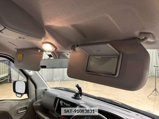 Suzuki EVERY WAGON 2017-04 7723227-19