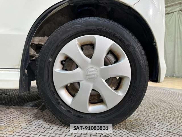 Suzuki EVERY WAGON 2017-04 7723227-28
