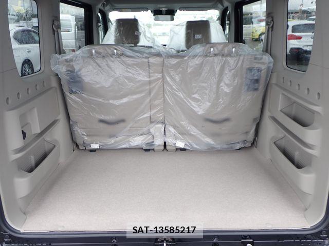 Suzuki EVERY WAGON 2026-03 7784819-23