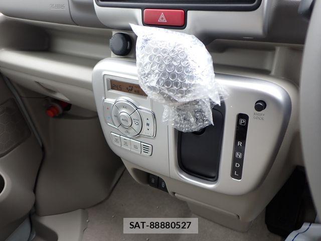 Suzuki EVERY WAGON 2026-03 7784813-14
