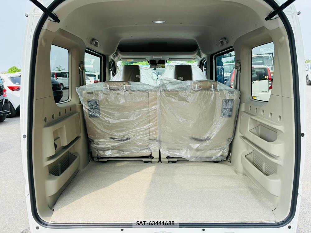 Suzuki EVERY WAGON 2025-12 7718205-25