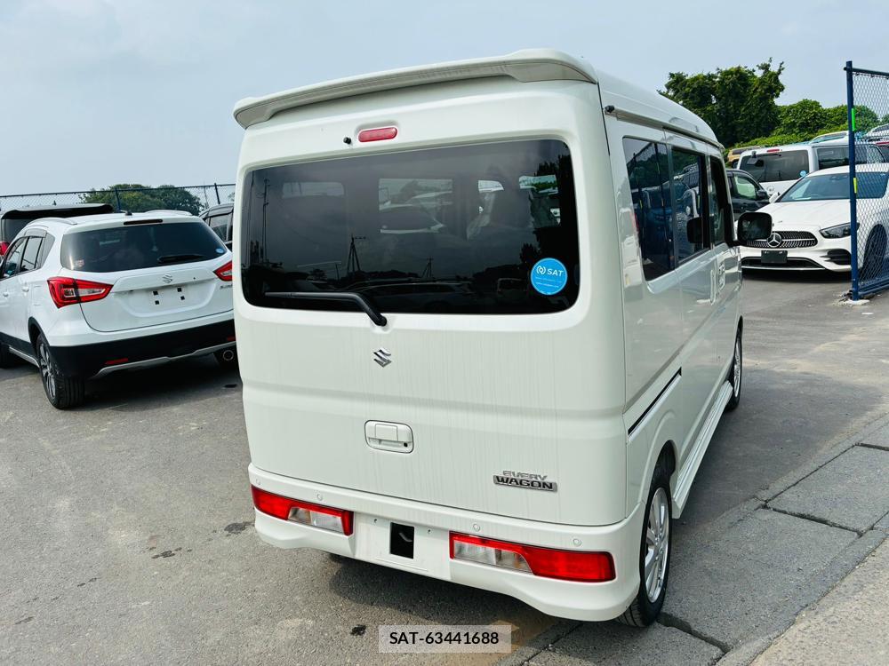 Suzuki EVERY WAGON 2025-12 7718205-4