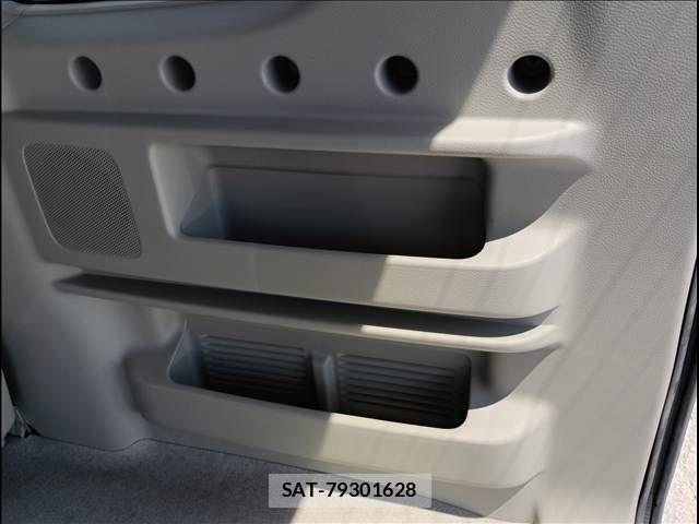Suzuki EVERY WAGON 2015-07 7876398-29