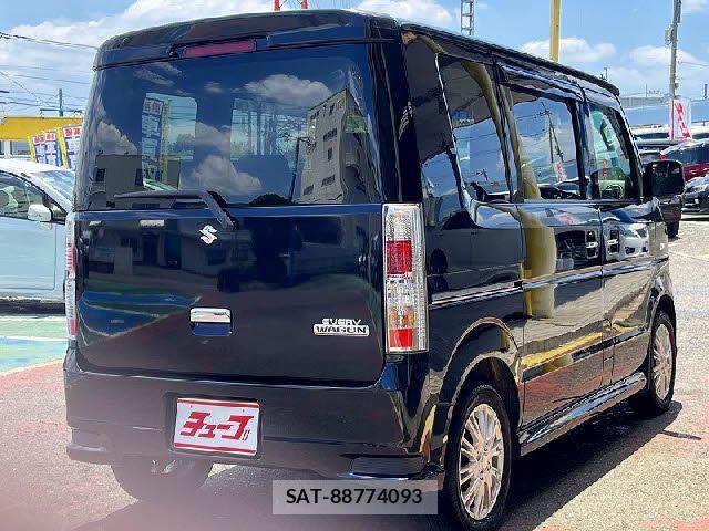 Suzuki EVERY WAGON 2013-03 7979189-2