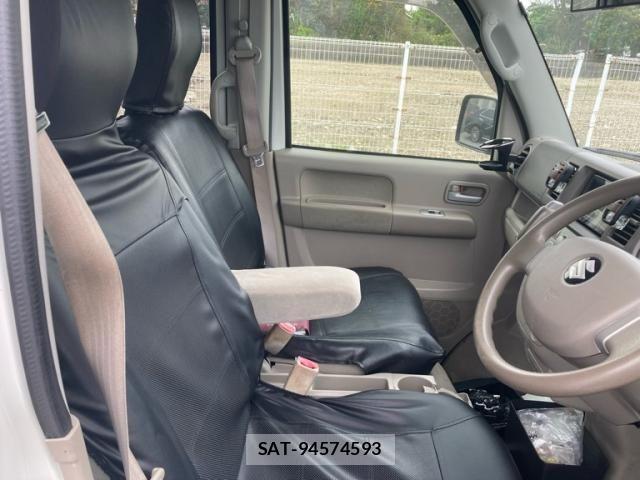 Suzuki EVERY WAGON 2012-11 8035472-10
