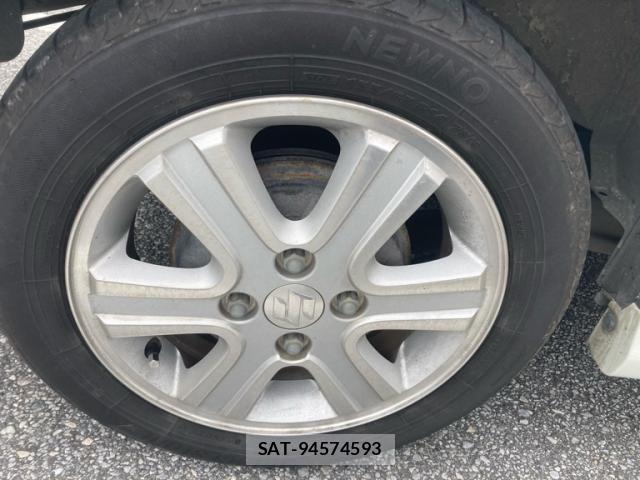 Suzuki EVERY WAGON 2012-11 8035472-4