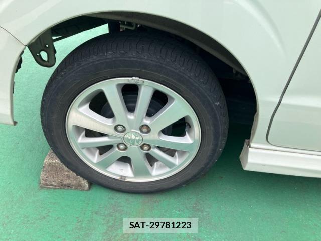 Suzuki EVERY WAGON 2019-08 8035470-7
