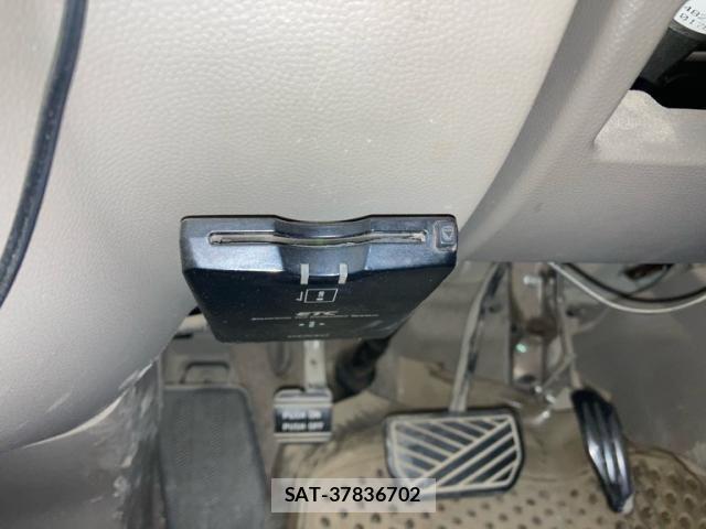 Suzuki EVERY WAGON 2011-08 8073721-12