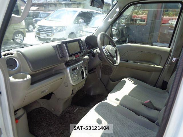 Suzuki EVERY WAGON 2017-08 8073718-11