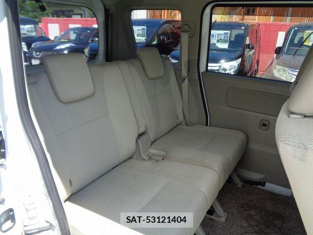 Suzuki EVERY WAGON 2017-08 8073718-12