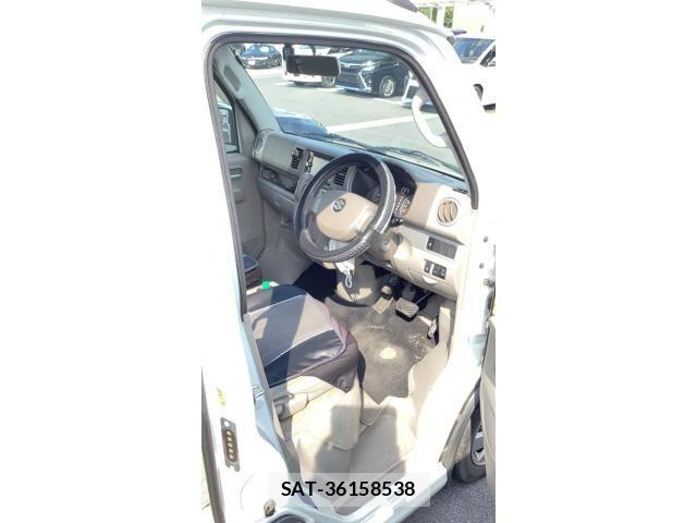 Suzuki EVERY WAGON 2011-05 8099105-12