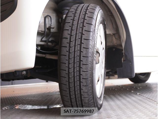 Suzuki EVERY WAGON 2021-03 8130009-24