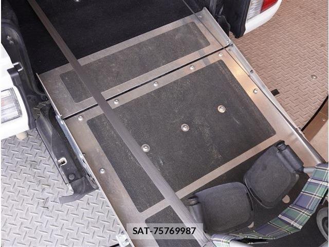 Suzuki EVERY WAGON 2021-03 8130009-7