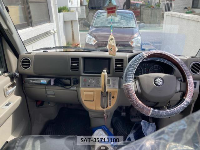 Suzuki EVERY WAGON 2012-07 8130017-17