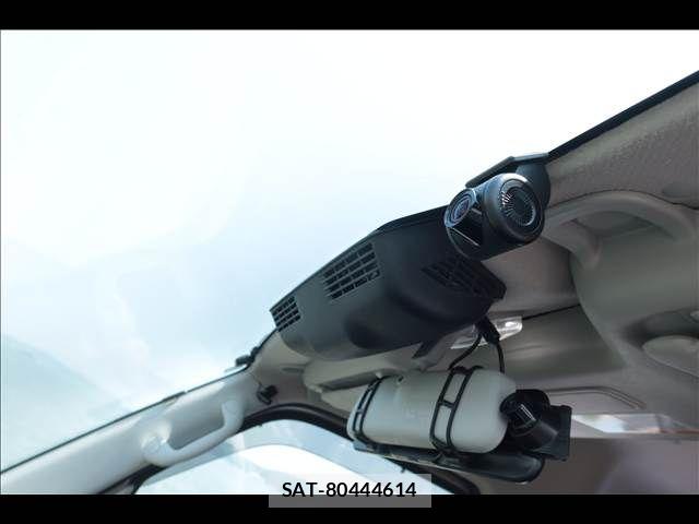 Suzuki EVERY WAGON 2025-09 8145795-15