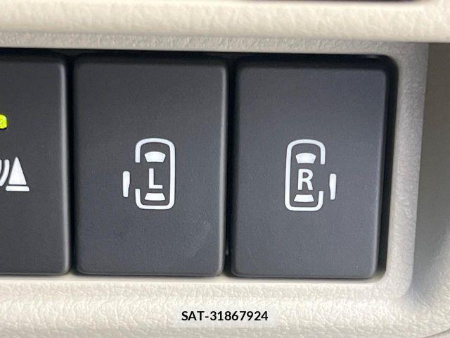 Suzuki EVERY WAGON 2024-09 8207461-7