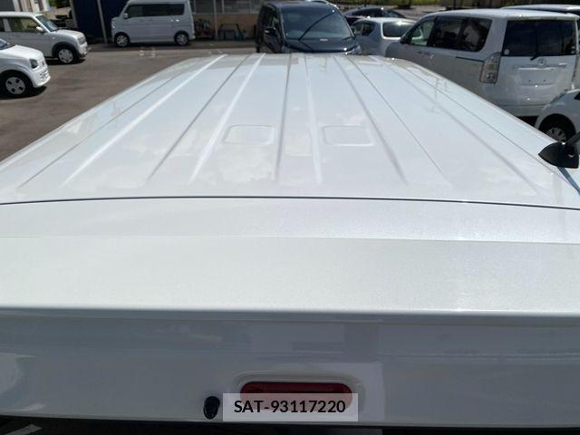 Suzuki EVERY WAGON 2015-04 8207474-11
