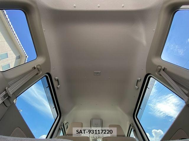 Suzuki EVERY WAGON 2015-04 8207474-21