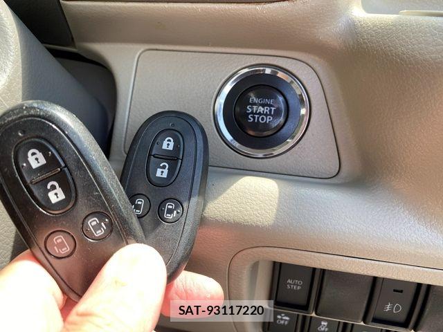 Suzuki EVERY WAGON 2015-04 8207474-24