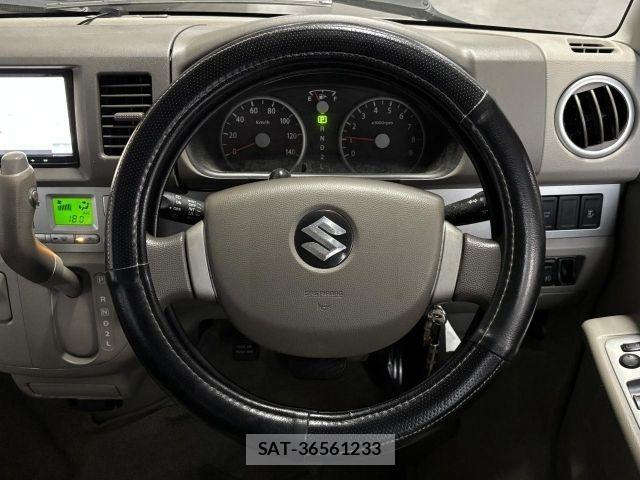 Suzuki EVERY WAGON 2005-09 8207475-11