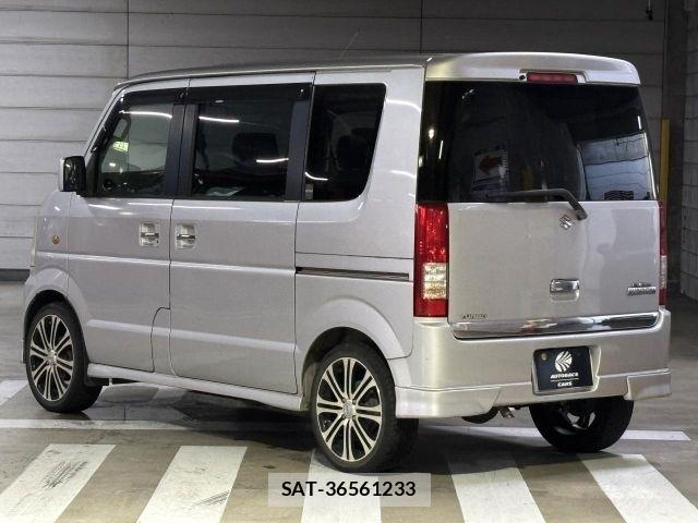 Suzuki EVERY WAGON 2005-09 8207475-19