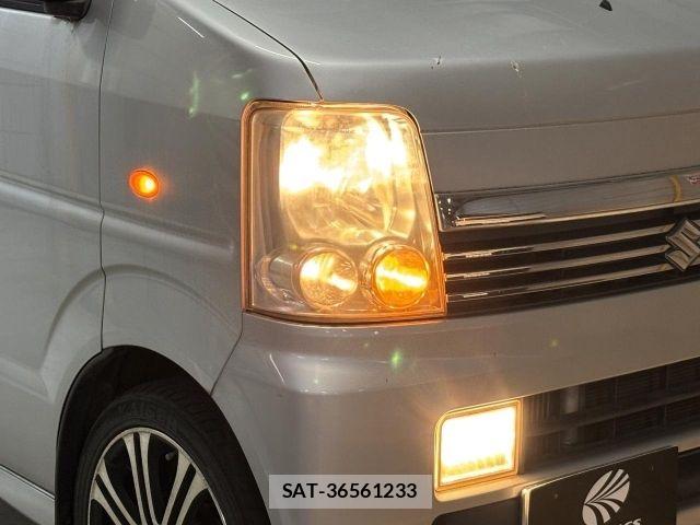 Suzuki EVERY WAGON 2005-09 8207475-20