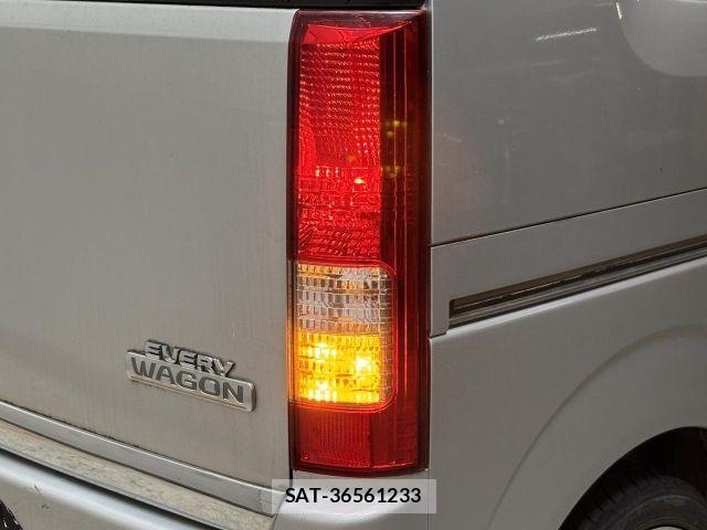 Suzuki EVERY WAGON 2005-09 8207475-21