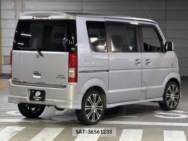 Suzuki EVERY WAGON 2005-09 8207475-2