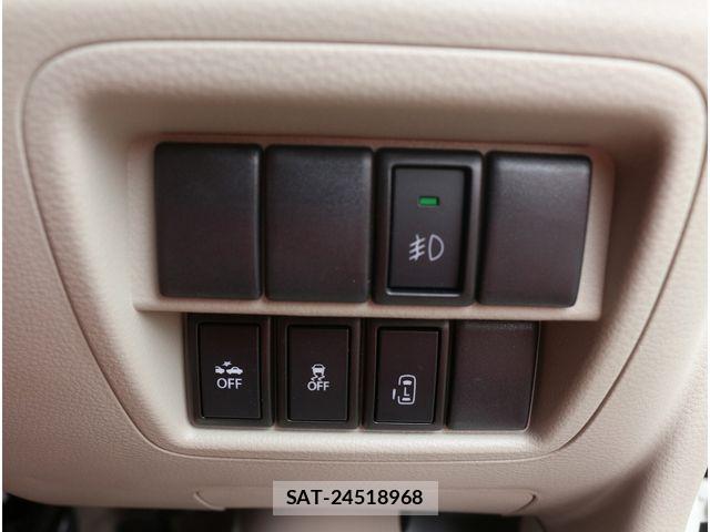 Suzuki EVERY WAGON 2017-08 8207472-14