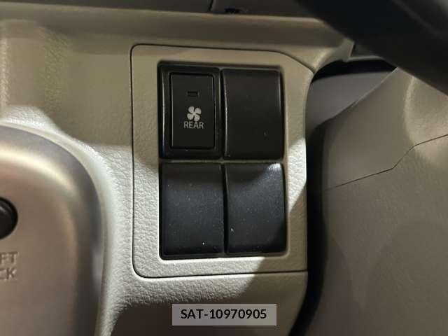 Suzuki EVERY WAGON 2021-04 8207473-14