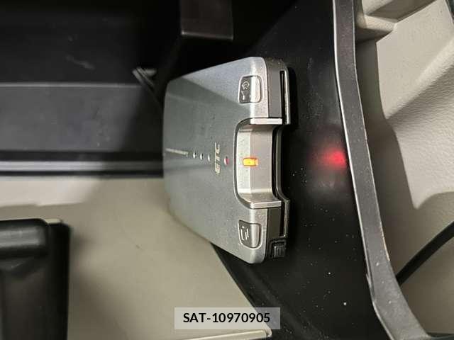 Suzuki EVERY WAGON 2021-04 8207473-24