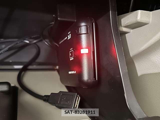 Suzuki EVERY WAGON 2020-12 8207464-27