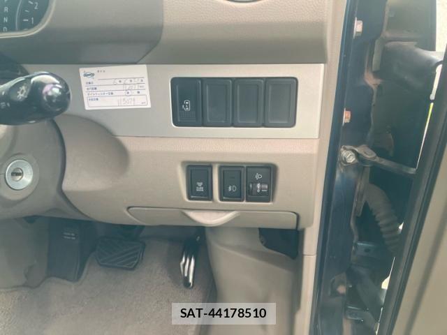 Suzuki EVERY WAGON 2006-09 8207478-18