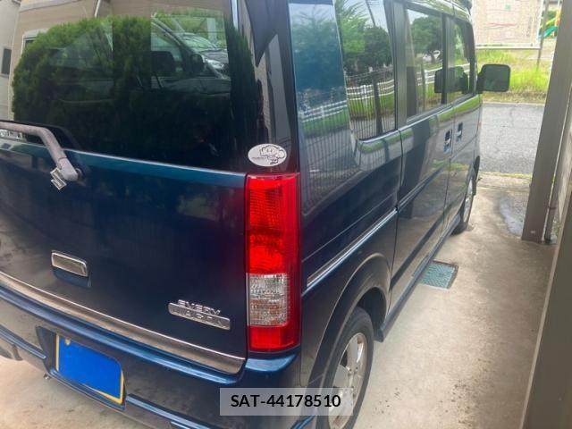 Suzuki EVERY WAGON 2006-09 8207478-2